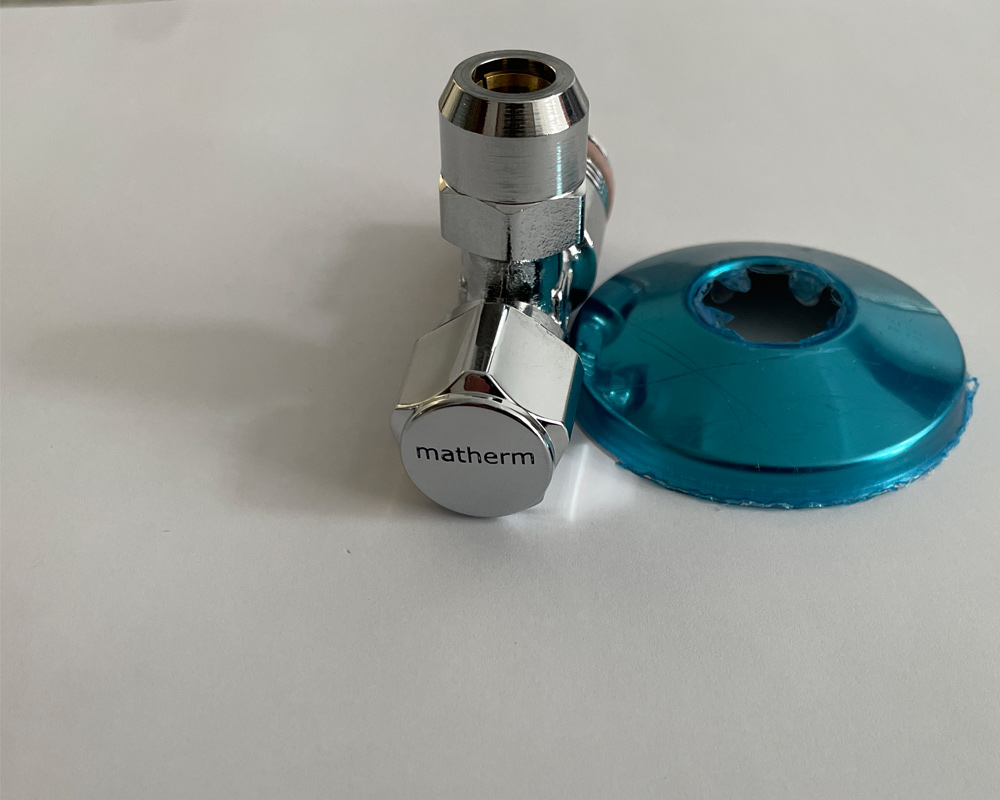 Matherm Eckventil 1/2” – Hochwertig aus Messing mit Längenausgleich und Schubrosette 
